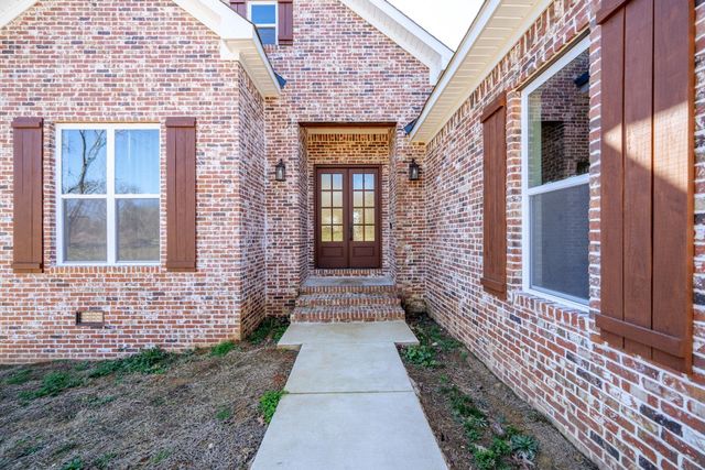 245 FULLEN LN, Savannah, TN 38372