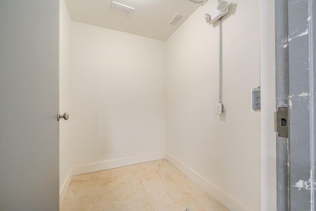 245 FULLEN LN, Savannah, TN 38372