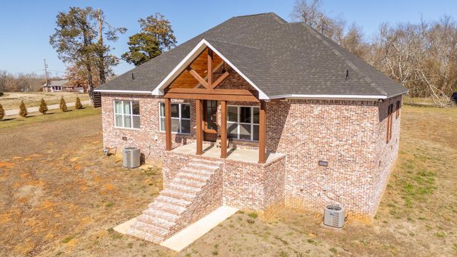 245 FULLEN LN, Savannah, TN 38372