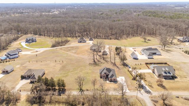 245 FULLEN LN, Savannah, TN 38372