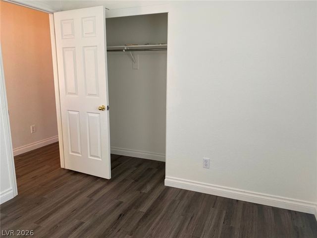 8029 Sierra Largo Drive, Las Vegas, NV 89128