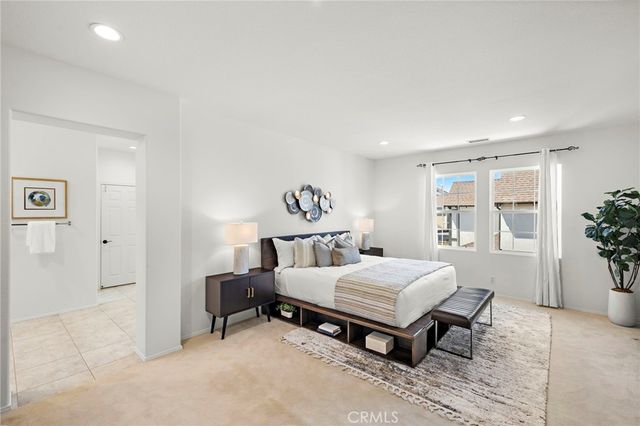 63 Tuberose St, Ladera Ranch, CA 92694