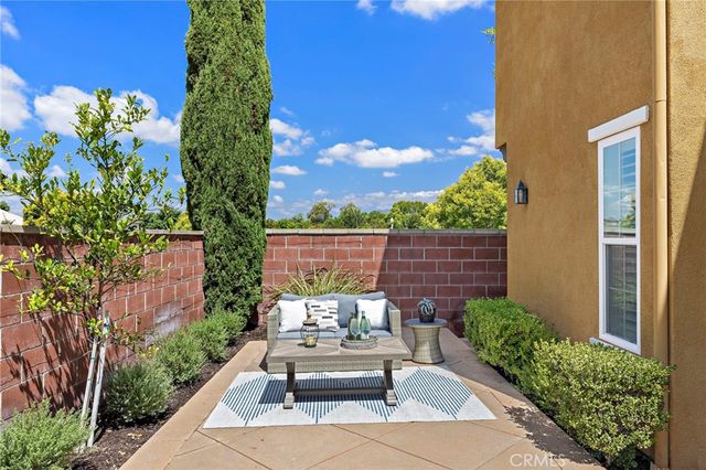 63 Tuberose St, Ladera Ranch, CA 92694