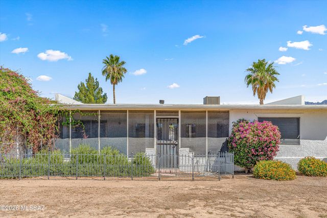 6612 E Calle Cavalier, Tucson, AZ 85715
