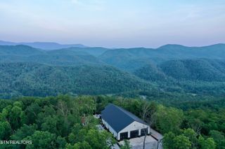 550 Steer Creek Rd, Tellico Plains, TN 37385