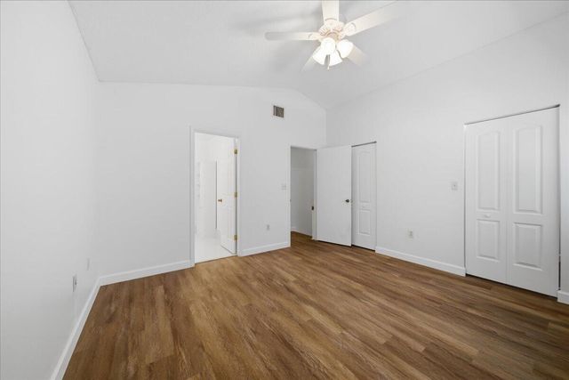 1383 NW 122nd Terrace, Pembroke Pines, FL 33026