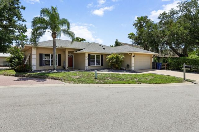 4919 32ND AVENUE DRIVE W, Bradenton, FL 34209