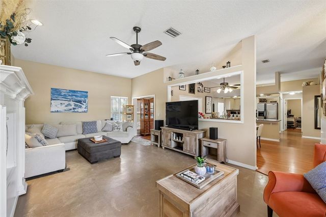 4919 32ND AVENUE DRIVE W, Bradenton, FL 34209