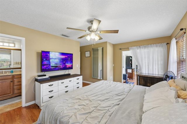 4919 32ND AVENUE DRIVE W, Bradenton, FL 34209