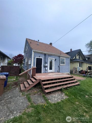 2716 S 14th Street, Tacoma, WA 98405