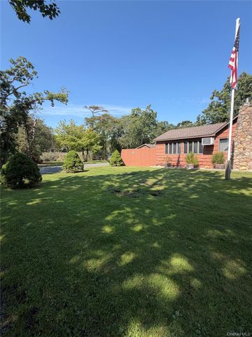 1 Beaver Street, East Patchogue, NY 11772