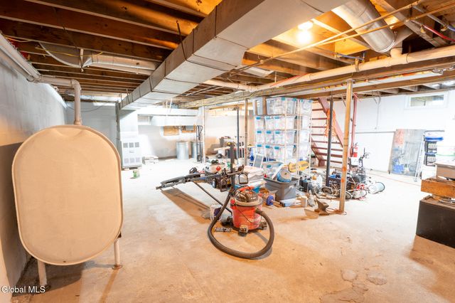 7 Corinth Place, Hadley, NY 12835