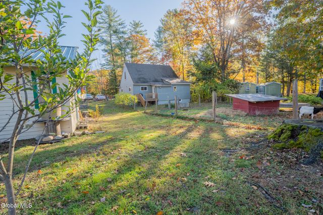 7 Corinth Place, Hadley, NY 12835