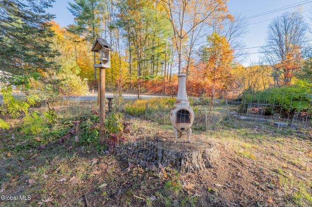 7 Corinth Place, Hadley, NY 12835