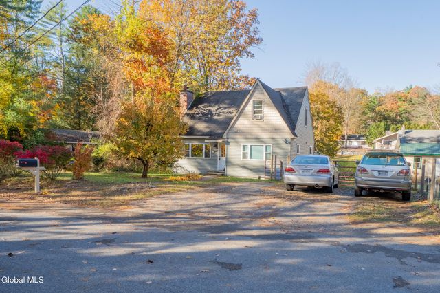 7 Corinth Place, Hadley, NY 12835