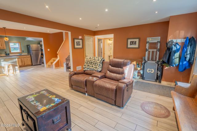 7 Corinth Place, Hadley, NY 12835