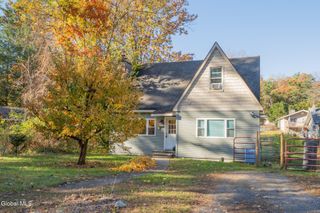 7 Corinth Place, Hadley, NY 12835