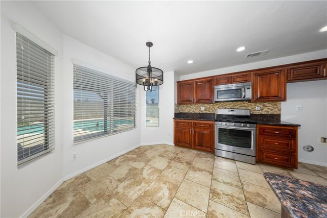 1201 Amador, Colton, CA 92324
