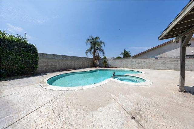 1201 Amador, Colton, CA 92324