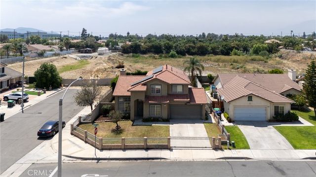 1201 Amador, Colton, CA 92324