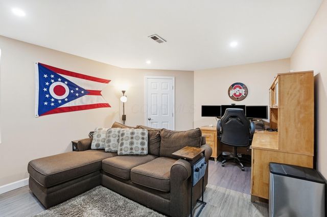 920 Shaula Drive, Columbus, OH 43240