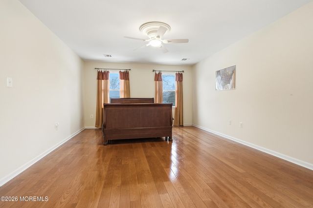 1801 Finderne Street, Oakhurst, NJ 07755