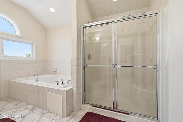 1801 Finderne Street, Oakhurst, NJ 07755