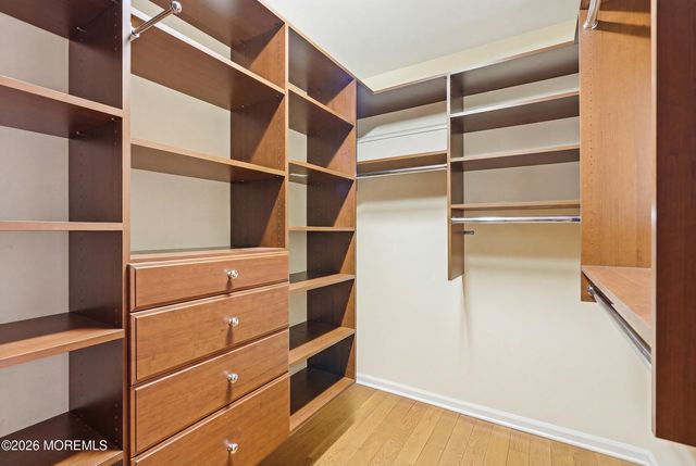 1801 Finderne Street, Oakhurst, NJ 07755