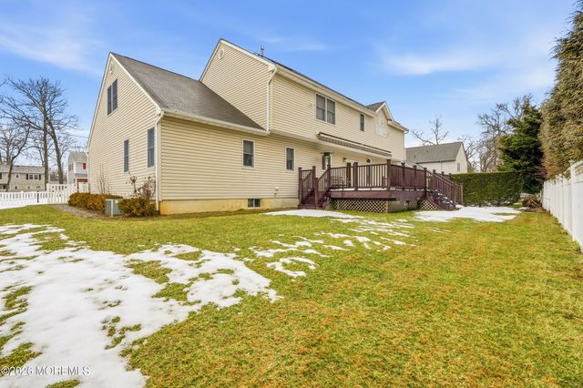 1801 Finderne Street, Oakhurst, NJ 07755