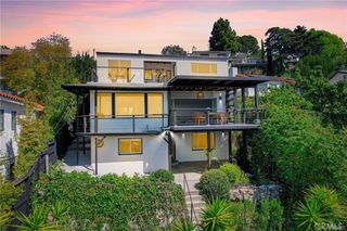 1923 Hollyvista, Los Angeles, CA 90027