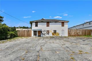 4022 Glenwood Road, Decatur, GA 30032