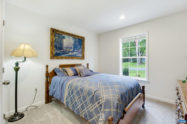 64 PINE RD, Louisa, VA 23093