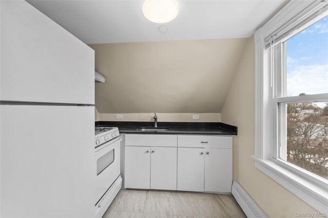 81 N Washington Street 3rd Floor, Tarrytown, NY 10591