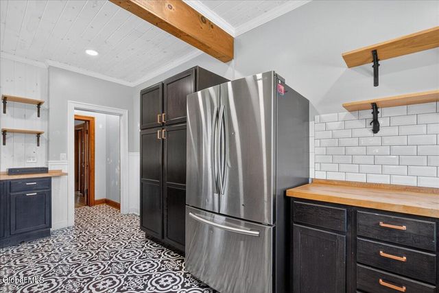 14 Northern Pines Road, Wilton, NY 12831