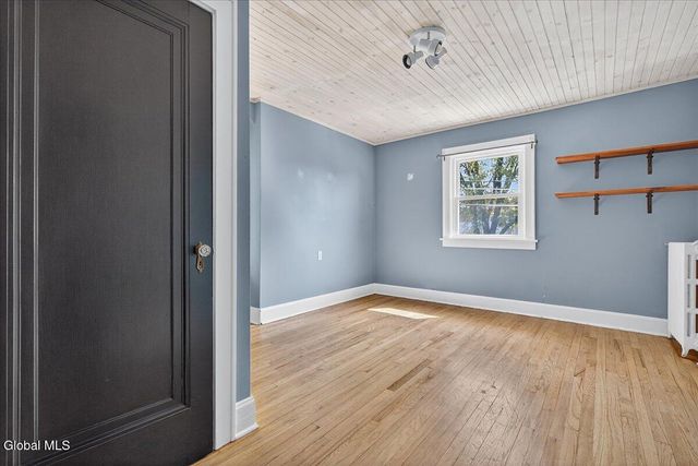 14 Northern Pines Road, Wilton, NY 12831