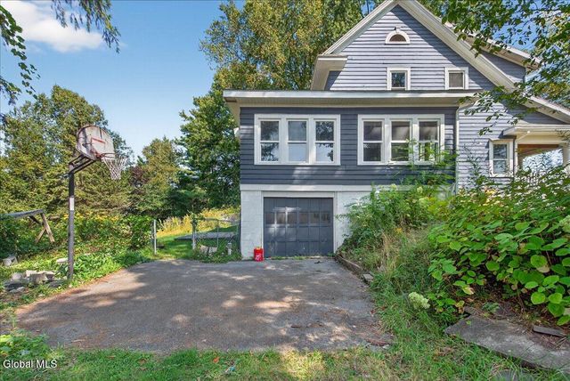 14 Northern Pines Road, Wilton, NY 12831