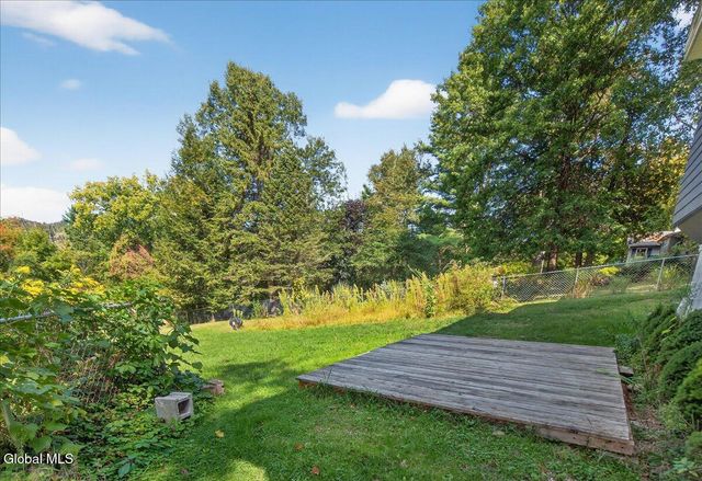 14 Northern Pines Road, Wilton, NY 12831