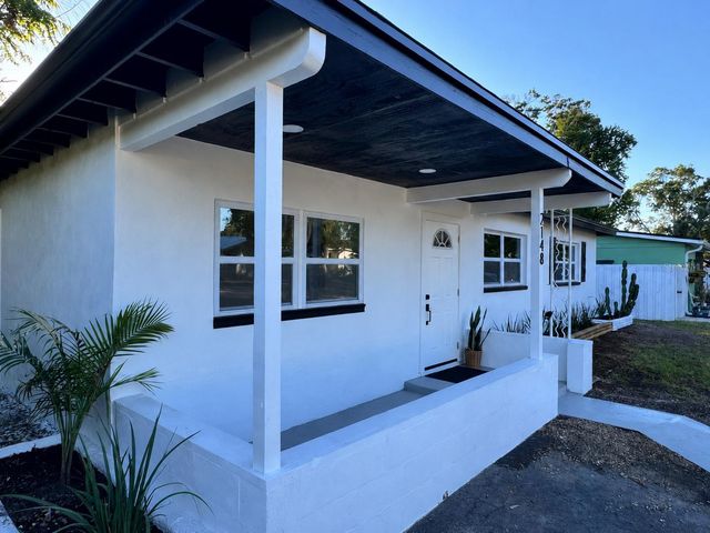 2148 CATALINA DRIVE N, Clearwater, FL 33763