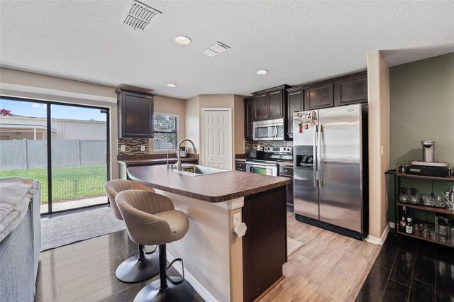 2220 WINDSOR LAKE CIRCLE, Sanford, FL 32773