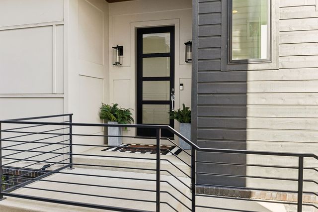 1022B 9th Ave, S, Nashville, TN 37203