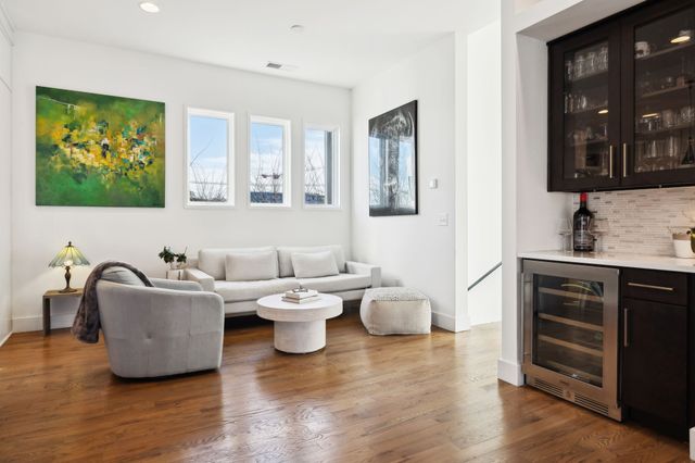 1022B 9th Ave, S, Nashville, TN 37203