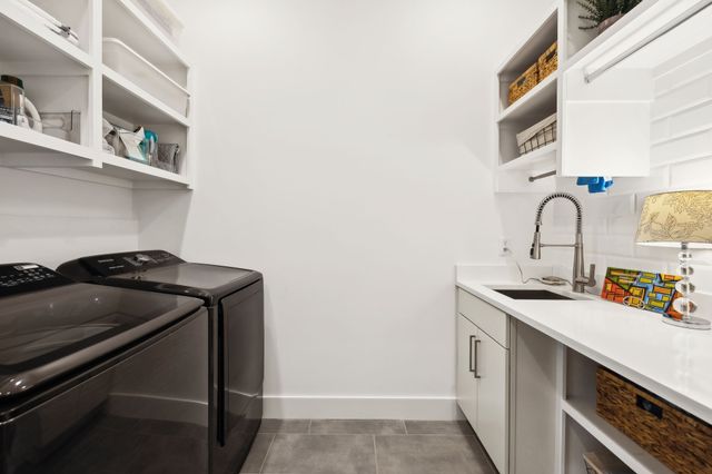 1022B 9th Ave, S, Nashville, TN 37203