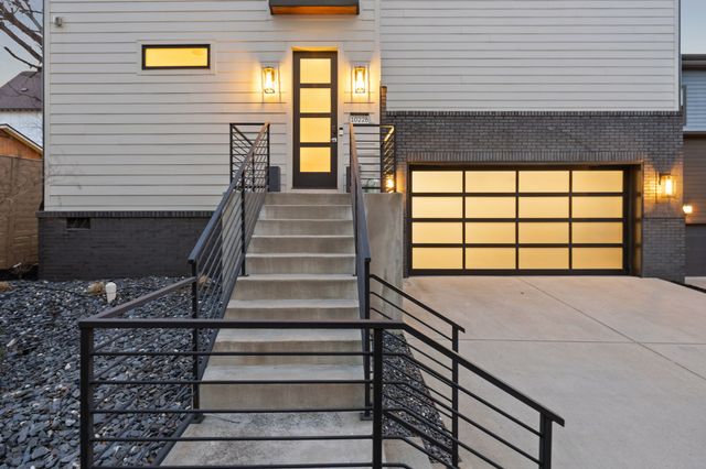 1022B 9th Ave, S, Nashville, TN 37203