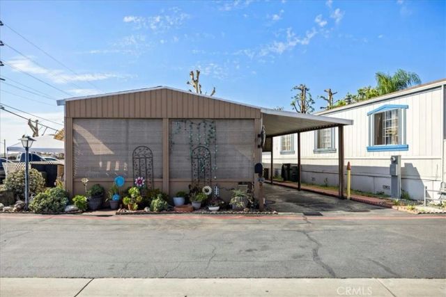 1081 W Arrow 46, Azusa, CA 91702