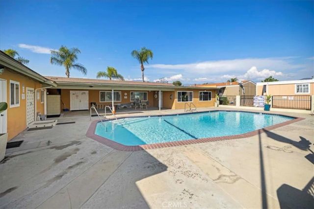 1081 W Arrow 46, Azusa, CA 91702
