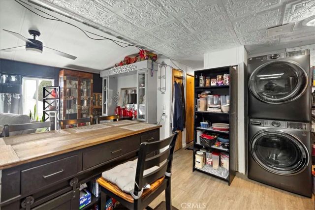 1081 W Arrow 46, Azusa, CA 91702