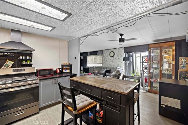 1081 W Arrow 46, Azusa, CA 91702