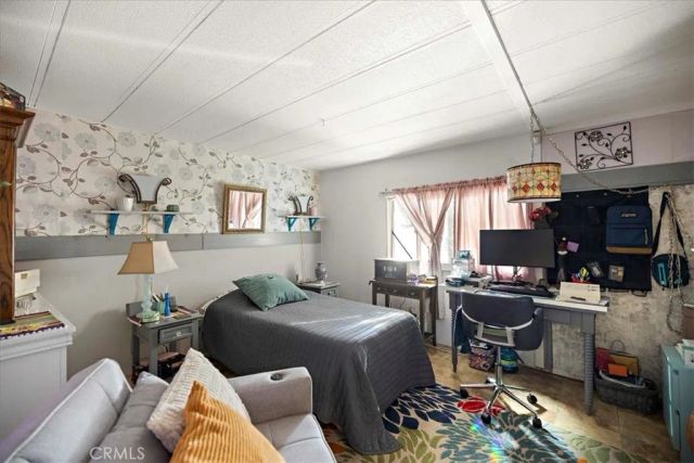 1081 W Arrow 46, Azusa, CA 91702