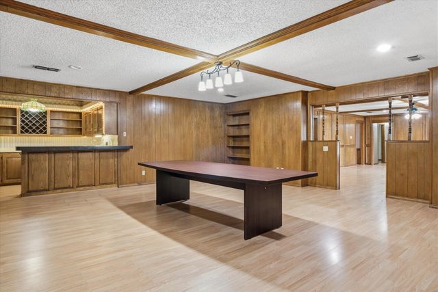 716 S Houston Street, Edgewood, TX 75117