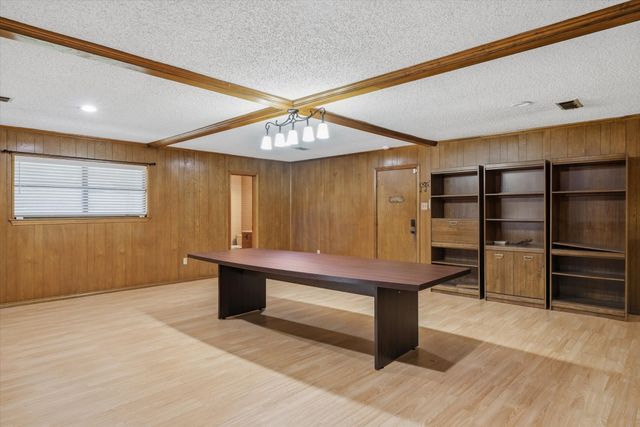 716 S Houston Street, Edgewood, TX 75117